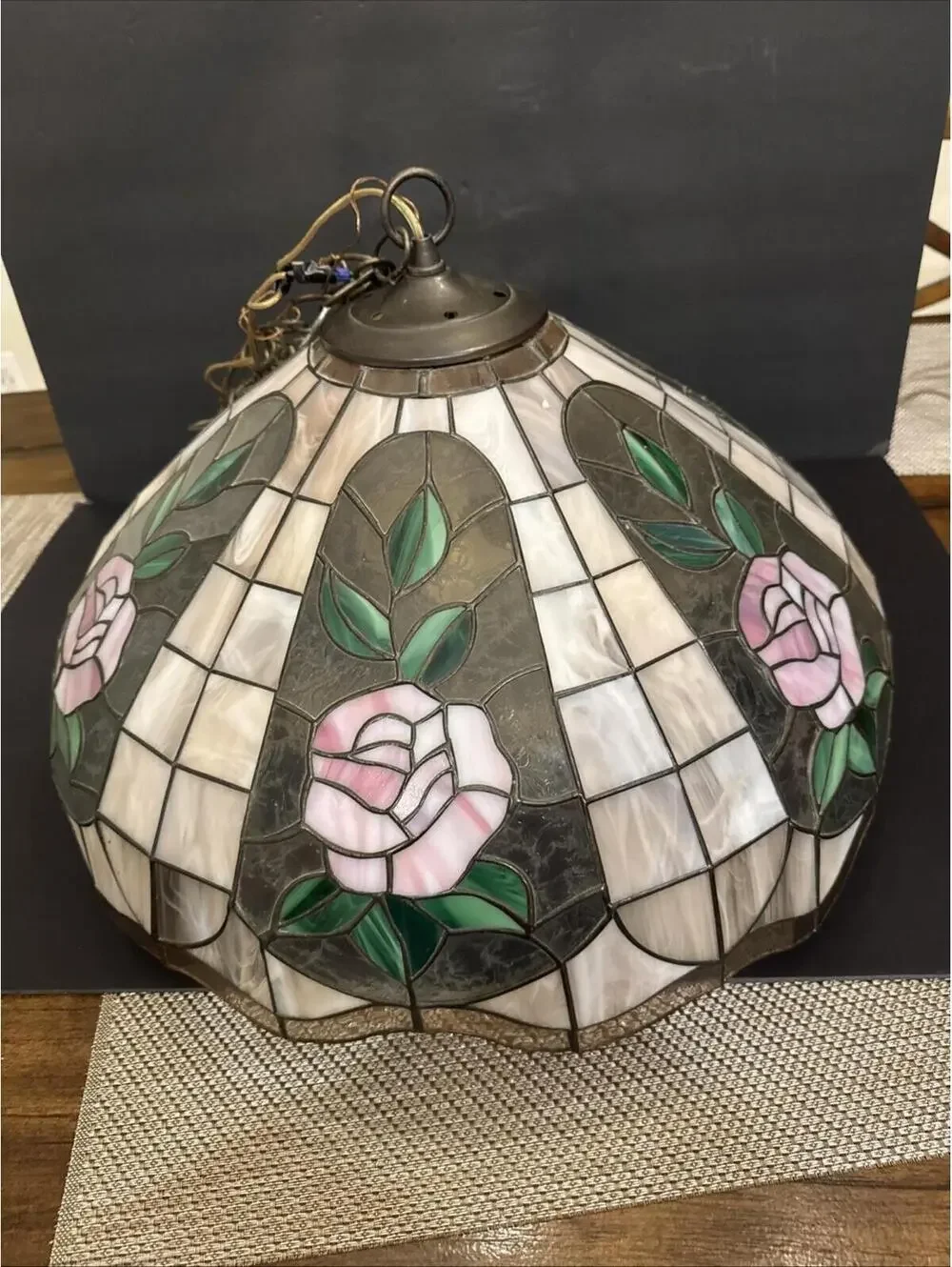 Vintage Tiffany Style 21”  Leaded Glass Hanging Ceiling Chandelier With Lights